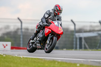 Castle-Combe-2019;PJ-Motorsport-Photography-2019;donington-no-limits-trackday;donington-park-photographs;donington-trackday-photographs;no-limits-trackdays;peter-wileman-photography;trackday-digital-images;trackday-photos